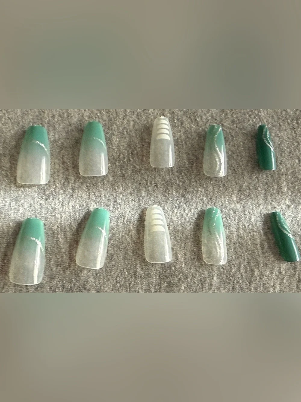 Green Ombre Press-On Nails Set